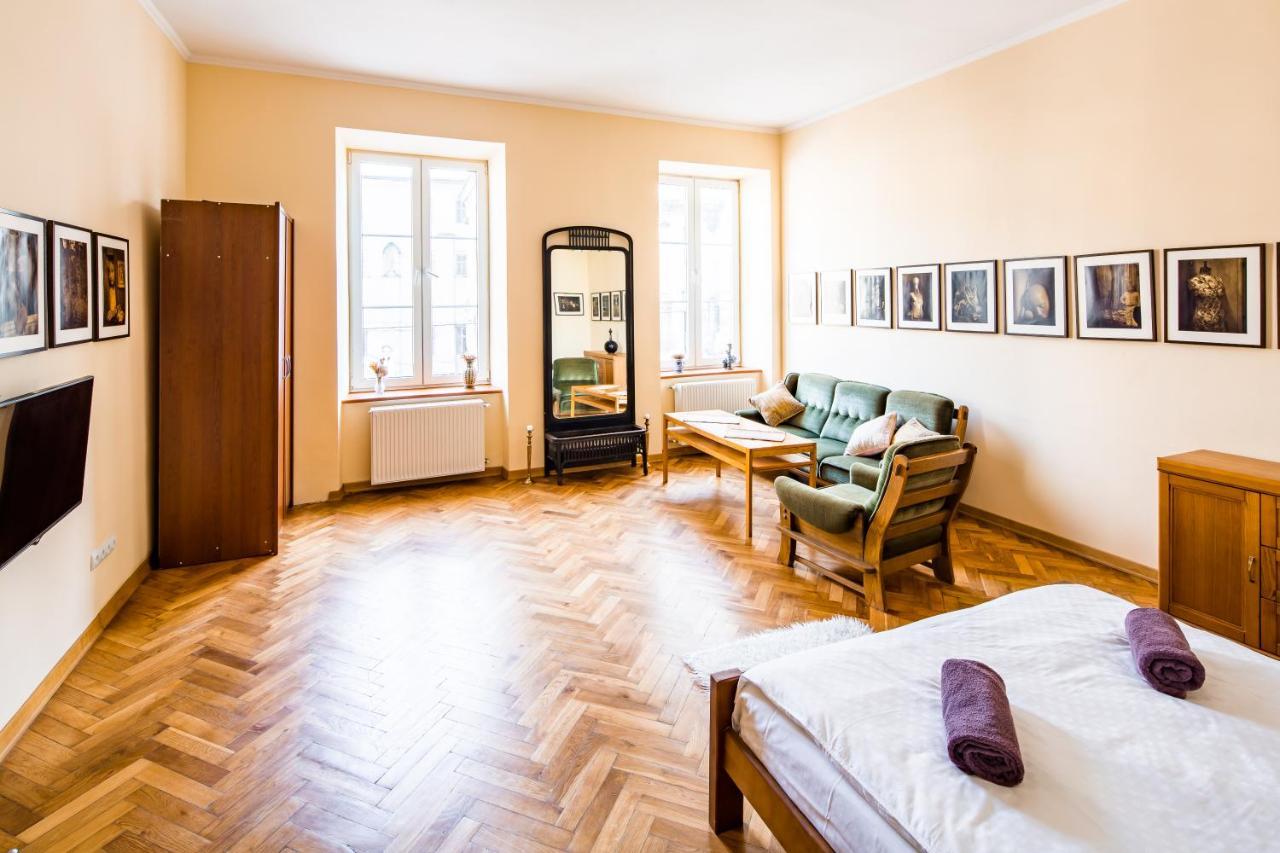 Romari ставропігійська Apartment *